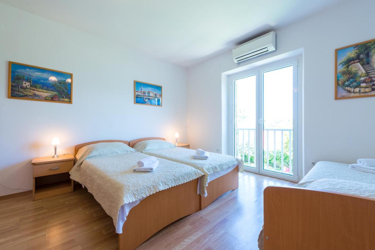 Villa Nona ツァヴタット エクステリア 写真